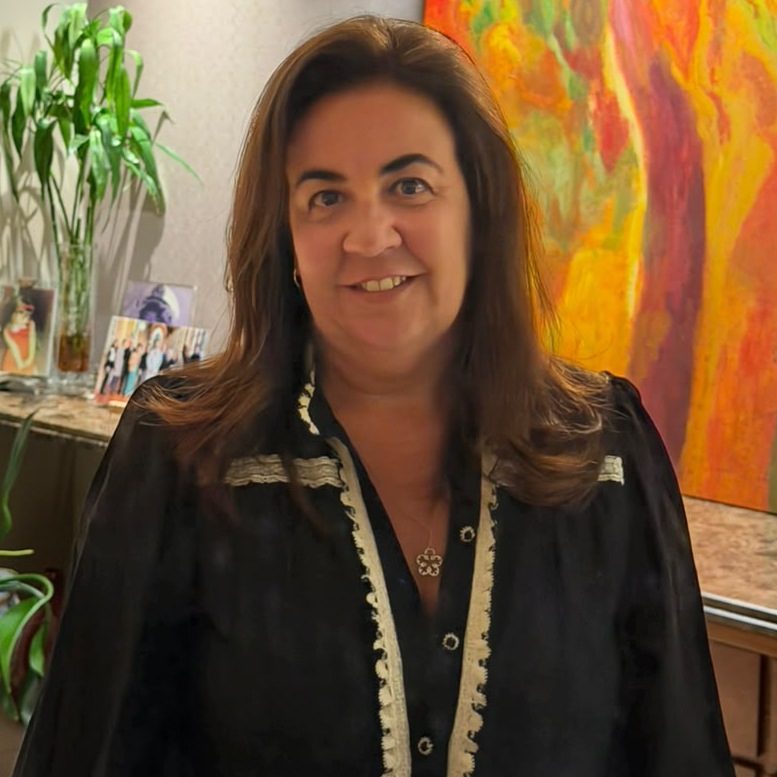Dra. Ana Claudia Silveira Racy
